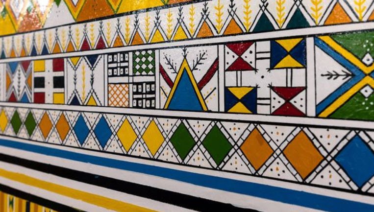 Al-Qatt Al-Asiri (Art form), Asir Region, Saudi Arabia